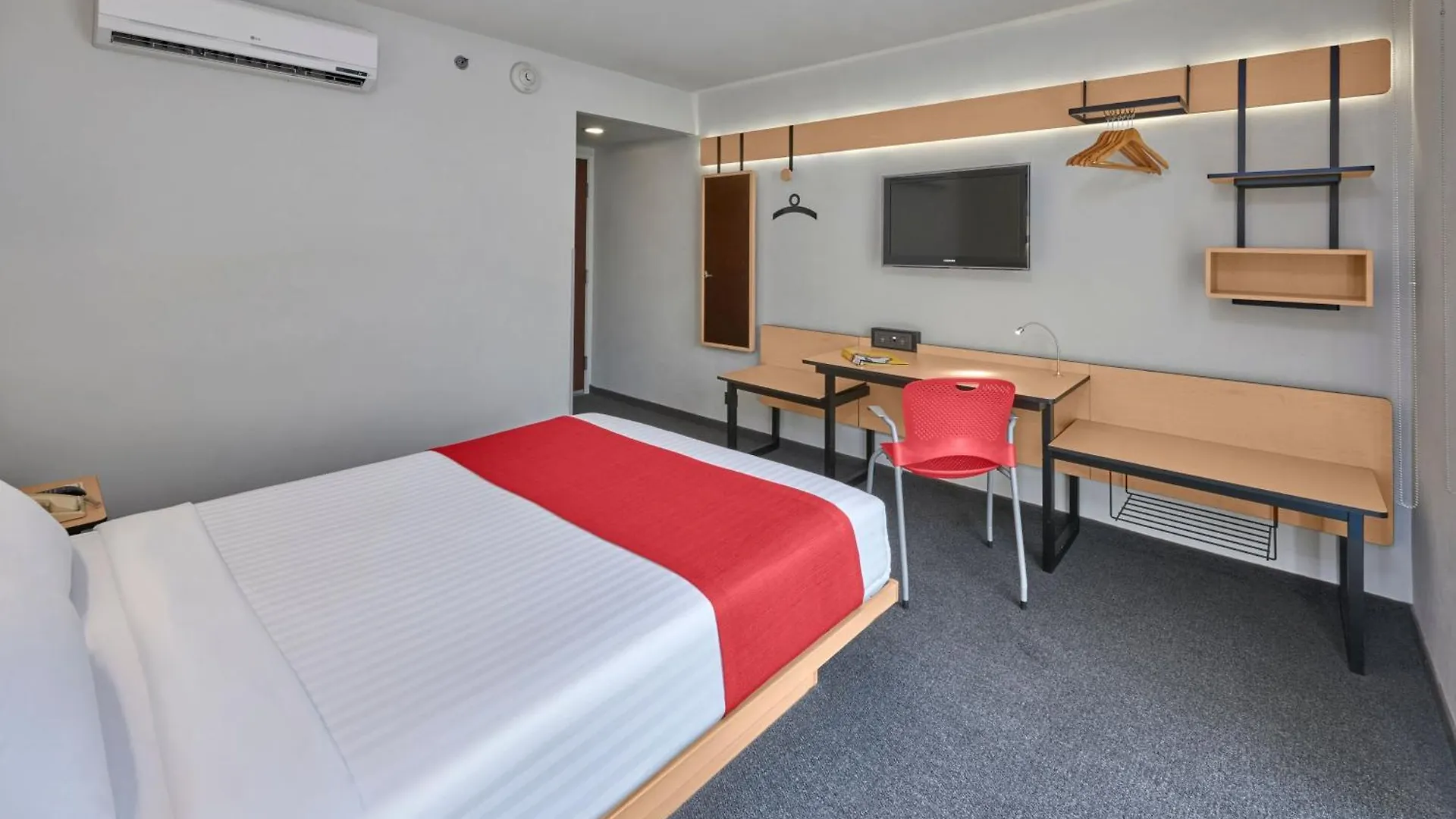 Hotel City Express By Marriott Queretaro Jurica